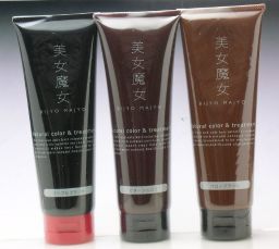 ���������i�������߁j