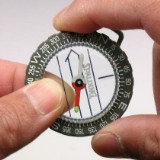 回転ベゼルを回す